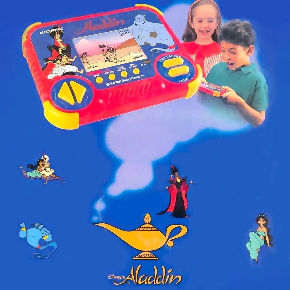 Tiger Electronics Aladdin Handheld Game Red Plastic Vintage 1990 - Picture 3 of 9